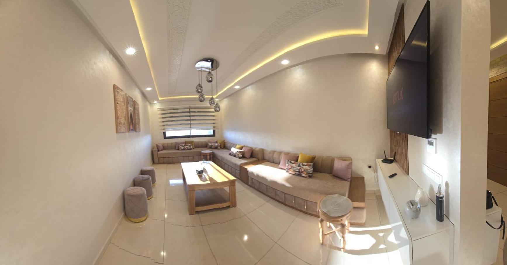 Les Amicales Apartment *